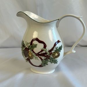 Noble Excellence Holly Bell Pitcher